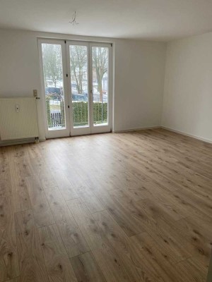 Sehr schöne 2-Zimmer-Wohnung mit Balkon und Wannenbad!