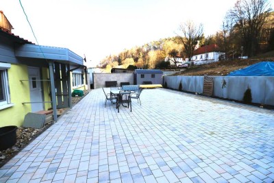 Neu renovierte Erdgeschosswohnung  mit Garten für die Großfamilie oder Platzsuchende im Altmühltal