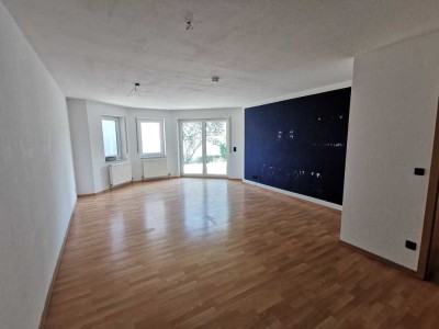 Helle 3- Zimmerwohnung mit großer Terrasse in Eppingen