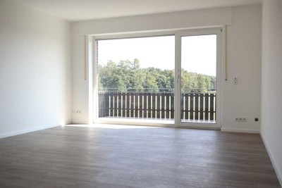 Frisch renovierte 3-Zimmer Wohnung mit Blick ins Grüne