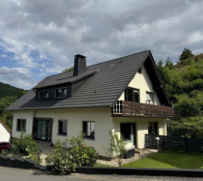 Mehrfamilienhaus mit 3 Wohneinheiten in Marsberg