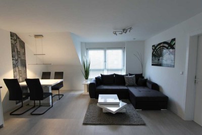 "Schick ausgestattetes möbliertes Apartment"