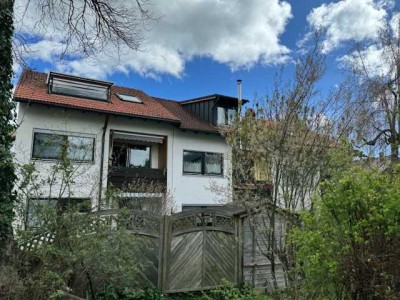 Modernisierte 2-Raum-DG-Wohnung mit Dachgaube in Top-Lage in Kempten (Allgäu)