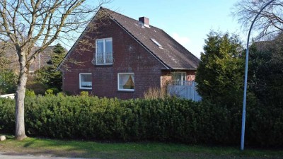 Ruhig gelegenes, bezugsfreies Haus mit eingewachsenem Garten in Rantrum bei Husum/Nordsee