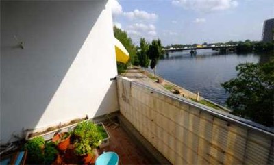 Wasserstadt Spandau Balkonwohnung mit Havelblick ruhig direkt an der Havel  -  wird frei übergeben