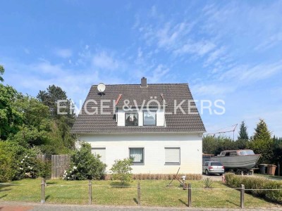 Solides Haus mit großem Grundstück