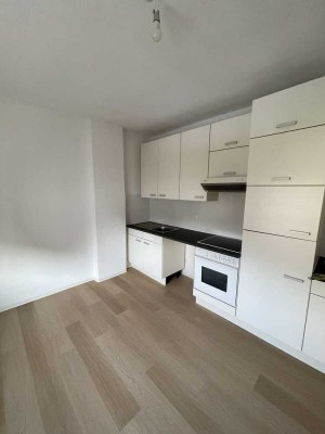 Attraktive 3-Zimmer-Wohnung mit Freisitz und Einbauküche in Koblenz
