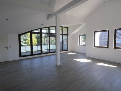Frisch sanierte und architektonisch interessante 3-Zimmer Studiowohnung in Alsdorf Begau!