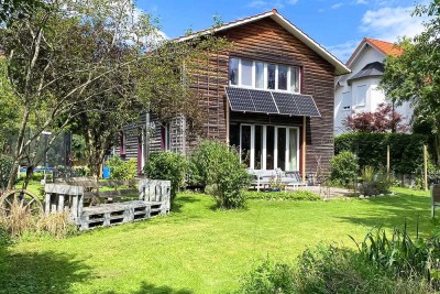 Niederenergiehaus • direkt am Ortsrand ... im Einklang mit der Natur, effizient und behaglich