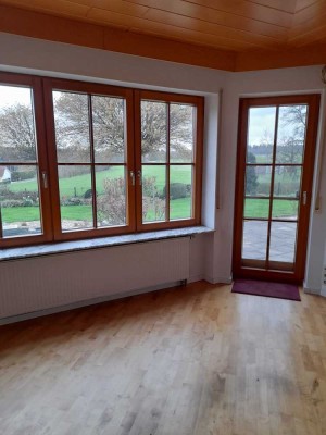 Attraktive 2,5-Raum-EG-Wohnung mit EBK und Balkon in Horb-Betra