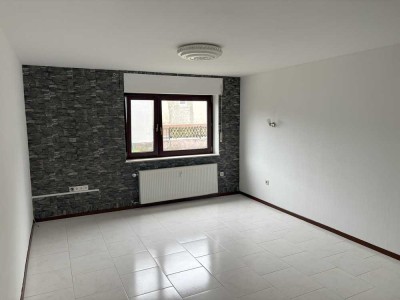 helle gemütliche 2 Zimmer Whg im EG mit Küche in Rheinmünster-Greffern