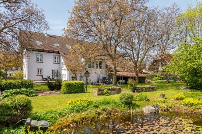 Drei-Familien- oder Mehrgenerationenhaus, ein außergewöhnliches Unikat. Neue Pelletsheizung 04/2025