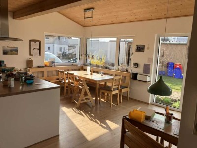Geräumiges, 8-Zimmer-Haus in Dietmannsried