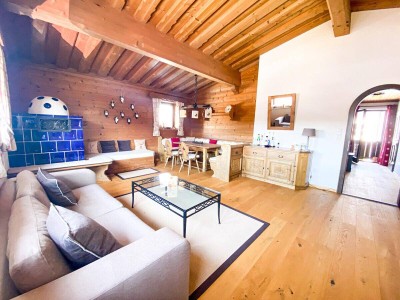 Kuscheliges Apartment im Alpinen Stil mit Freizeitwohnsitz in schöner sonniger Lage