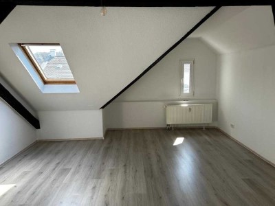 Charmante 2-Zimmer-Dachgeschosswohnung in Wuppertal-Langerfeld