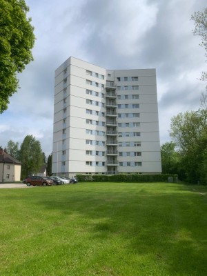 Attraktive und preiswerte 2,5-Zimmer-Wohnung mit Einbauküche in Timelkam