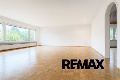 Leben, genießen, entspannen – Großes Traumhaus mit Pool, Kamin & Charme!