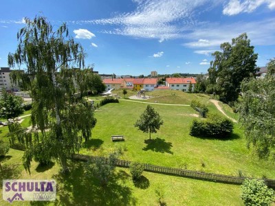 sanierte 3-Raum-Wohnung mit Balkon und Einbauküche in Burghausen