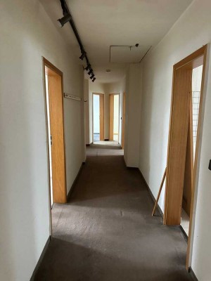 4,5 Zimmer - 120 qm - 2. OG und Spitzboden