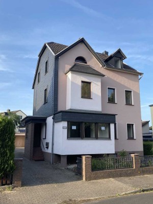 Ruhige Erdgeschosswohnung mit Charakter in Schlebusch – Top-Lage, Fußbodenheizung & Garage möglich
