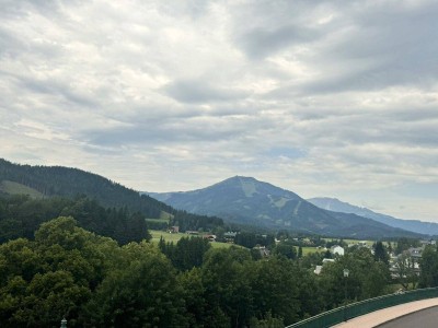 GEPFLEGTES WOHNHAUS - AUCH ALS FERIENDOMIZIL NUTZBAR