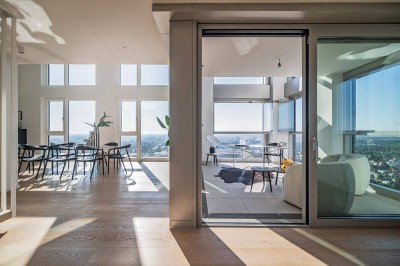Luxuriöses Tower-Penthouse - Wohnen in einer eigenen Liga: U1 vor der Türe - Provisionsfrei