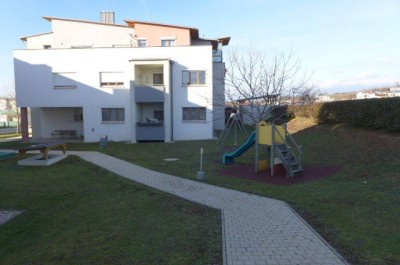 Moderne Wohlfühlwohnung in Ortsrandlage in Weiden am See
