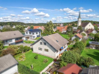 Großzügiges Einfamilienhaus mit traumhaftem Garten in Mahlstetten