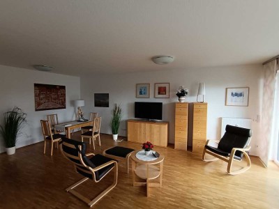 Toplage, ruhige und großzügige Zimmer, Balkon, provisionsfrei