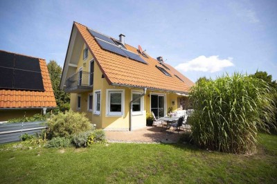 Traumhafte Doppelhaushälfte in begehrter Lage von Pettendorf