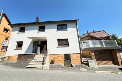 ++RESERVIERT++ Charmantes Wohnhaus mit Garagen und Gartenhütte - Rödental/Mönchröden