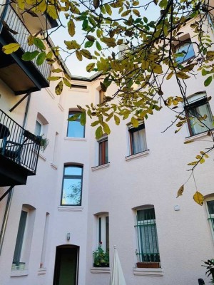 schöne, helle, renovierte  3-Zimmer Wohnung - provisionsfrei