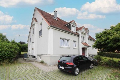 Gepflegte 2-Zimmer-Wohnung mit Terrasse, Stellplatz und Gemeinschaftsgarten in Scheßlitz