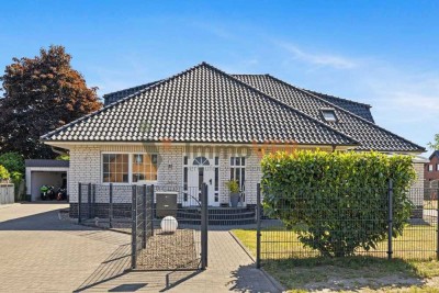 Ein Zuhause mit Raum für Ihre Zukunft – Stilvolles Einfamilienhaus mit Platz und Charme