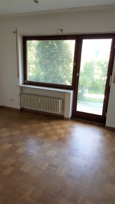 1-Zimmer Wohnung in Leinfelden-Echterdingen, EBK, Terrasse