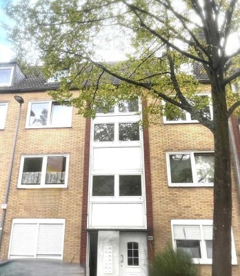 Aachen-Forst: MFH - zentrale, ruhige Lage - ca. 325 m² - 7 Whg. ca. 44 m² + ca. 60 m² - 3 Garagen