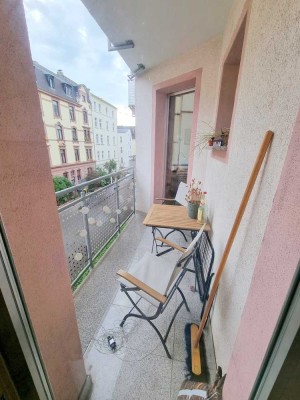 Großzügige 1-Zimmerwohnung mit Wohnküche und Balkon - Top Lage Sachsenhausen