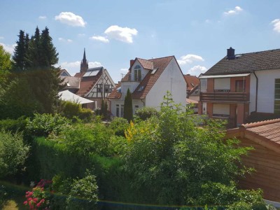 Exklusive 3-Zimmer-Wohnung mit Balkon und Einbauküche in Langen