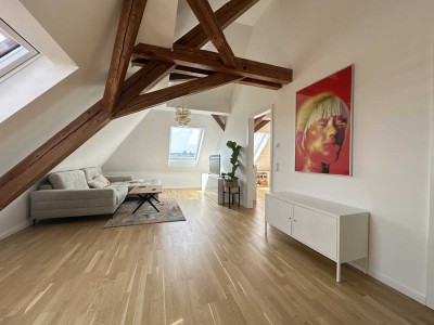 Großzügige 2,5-Zimmer Wohnung mit Einbauküche und Tiefgarage