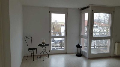 SCHÖNE 2,5 ZIMMERWOHNUNG 2 BALKONE - Keine PROVISION - IN ÖHRINGEN