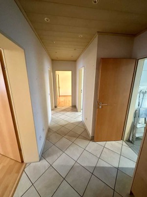 schöne 3  Zimmerwohnung  mit Balkon in beliebter Lage