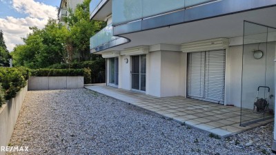 Stilvolle Gartenwohnung für gehobene Ansprüche - 4 Schlafzimmer, 4 Bäder!