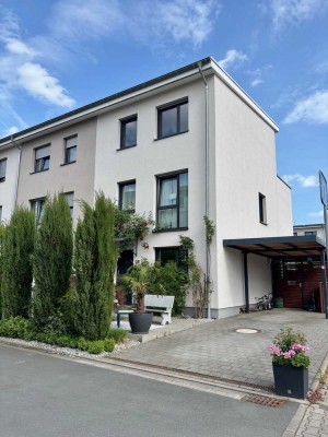 4-Zimmer-Reihenendhaus mit EBK in Hattersheim am Main