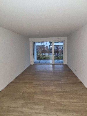 Westviertel: 3-Raum EG-Wohnung mit Terrasse