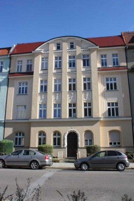 2-Zimmer Wohnung mit Balkon und Kamin