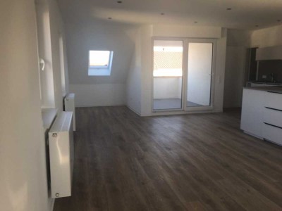Freundliche 3-Zimmer-DG-Wohnung mit EBK und 2 Loggien in Rauenberg