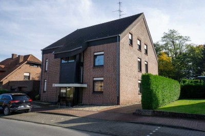 Helle Wohnung mit Südbalkon und Blick ins Grüne