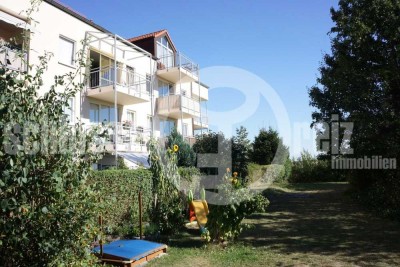 GENIAL! *Eigener Garten mit Terrasse l Freier Blick l Tageslichtbad l 2 Tiefgaragenstellplätze*