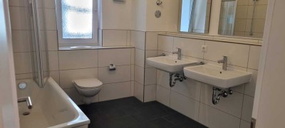 Großzügige 3ZKB mit Loggia - Renoviert