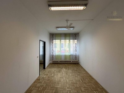 Erdgeschosswohnung in zentraler Innenstadtlage #Innenhof-Parkplatz inklusive!